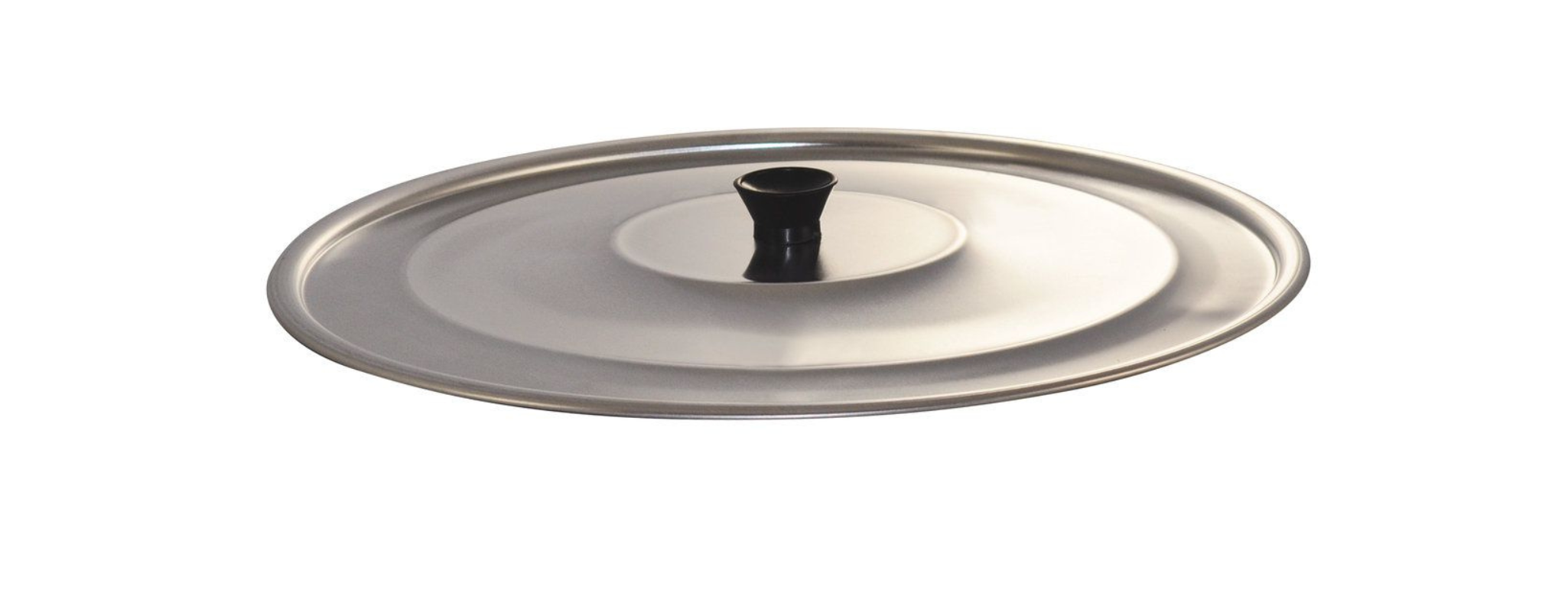 Ricava spazio in cucina: scopri come sistemare i coperchi delle pentole