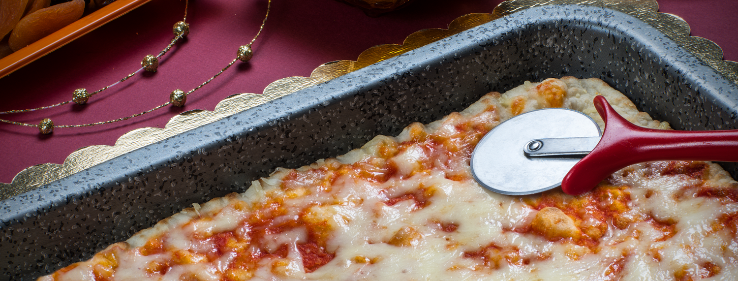 Pizza fatta in casa, qual è la teglia migliore?