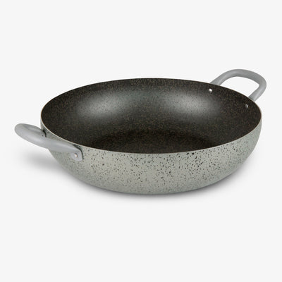 Tegame antiaderente maneggevole alluminio PFOA free antigraffio pratica cottura veloce made in italy