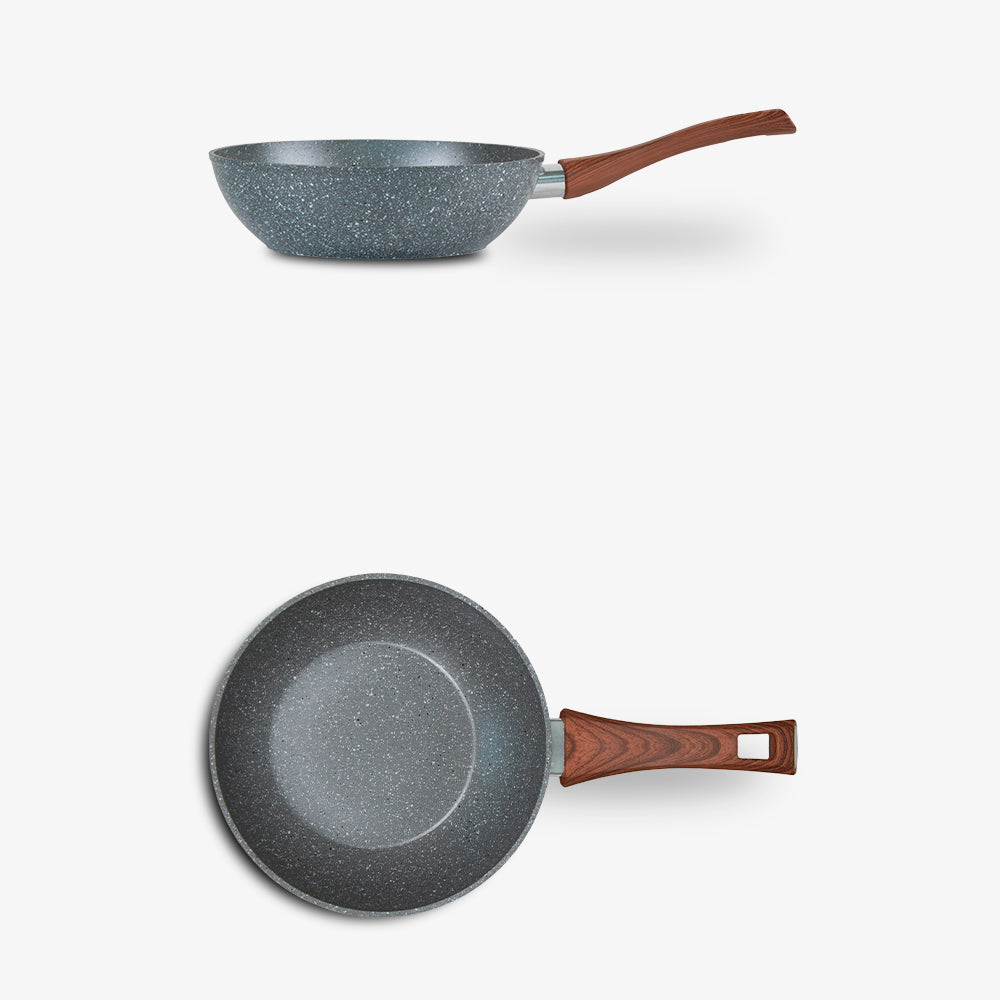 Wok ad induzione con alto spessore resistente con un manico