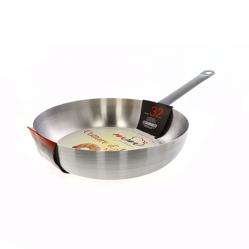 White aluminum sauté pan with large iron handle for home use, making you feel like a chef, made in Italy.