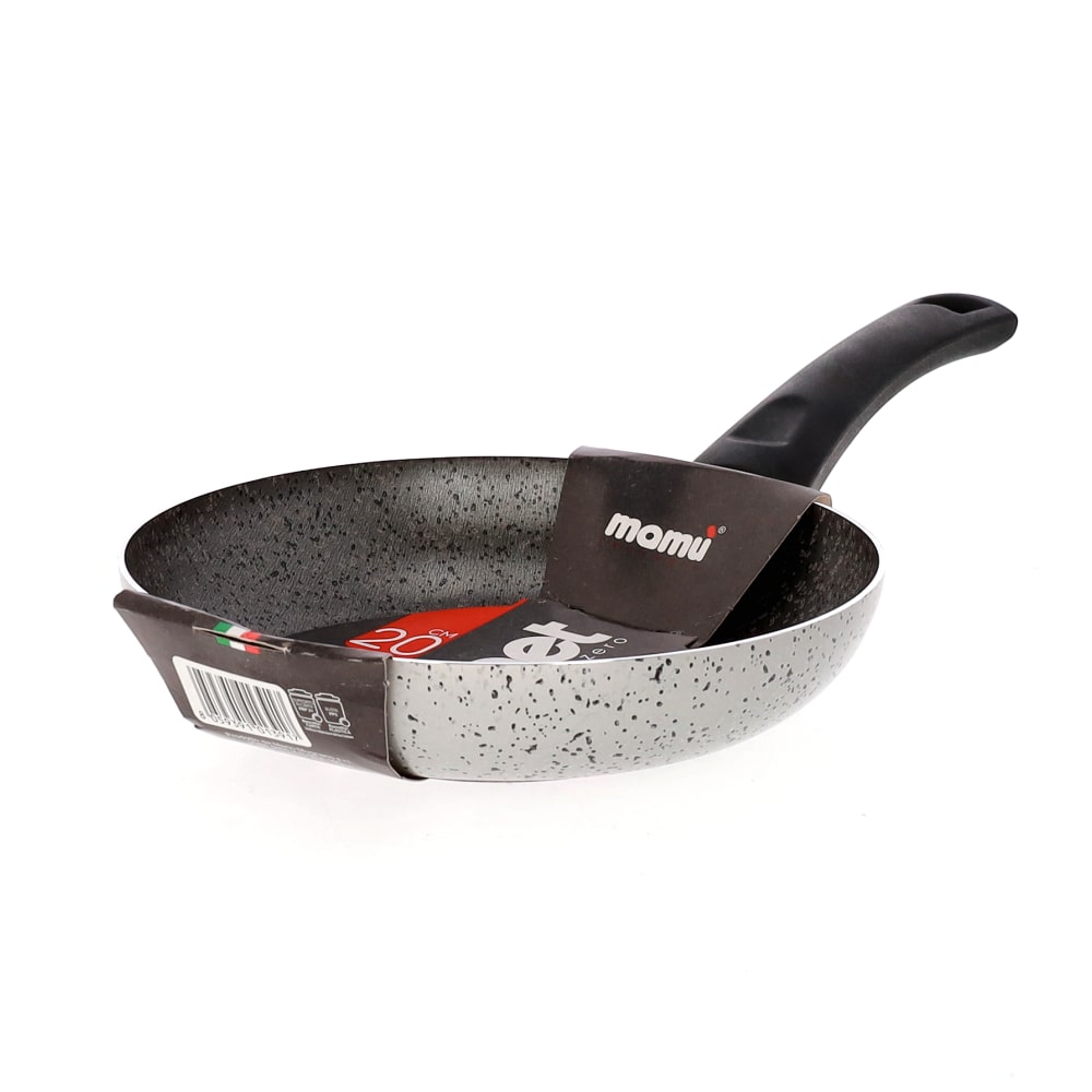 Leicht zu handhabende, kratzfeste, PFOA-freie Aluminium-Antihaftpfanne für schnelles Kochen, hergestellt in Italien.