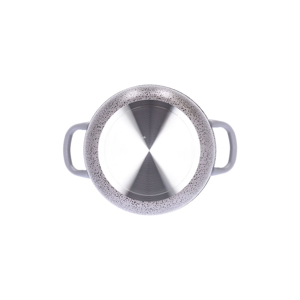 Leicht zu handhabende, kratzfeste, PFOA-freie Aluminium-Antihaftpfanne für schnelles Kochen mit Eisengriffen, hergestellt in Italien.