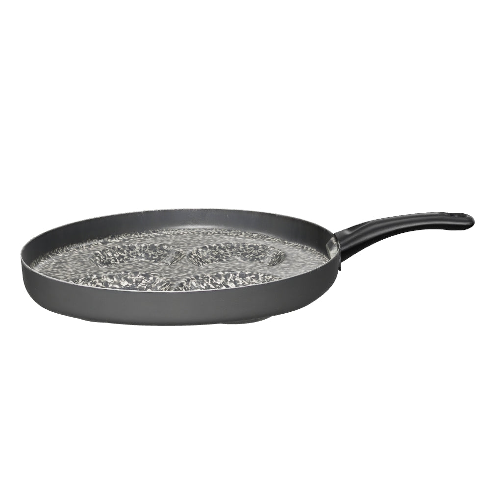 7-layer PFOA-free, scratch-resistant, non-stick aluminum pan made in Italy. - 1