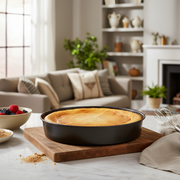 7-layer non-stick aluminum cake pan, PFOA-free, scratch-resistant, made in Italy.